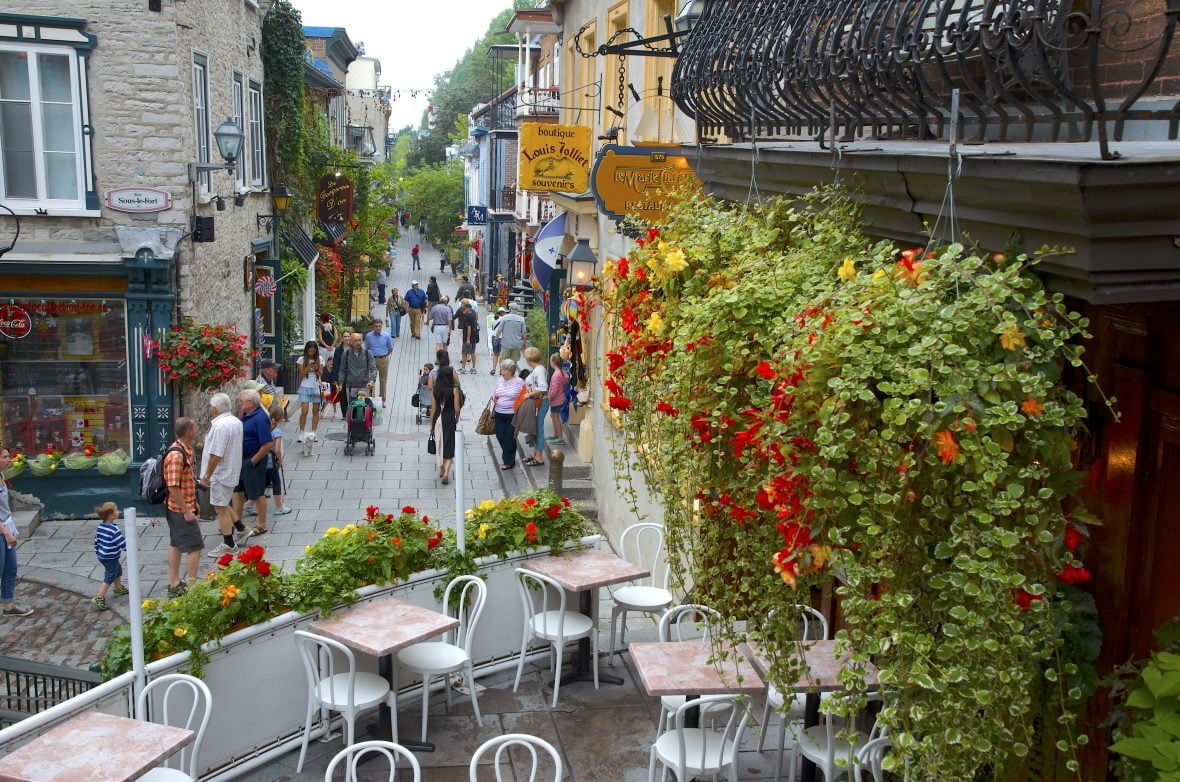 Quebec-city-rue-du-petit-champlain