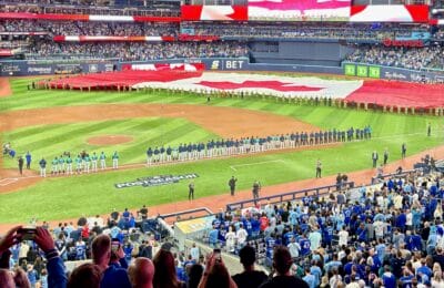 blue-jays-skydome-canada-flag
