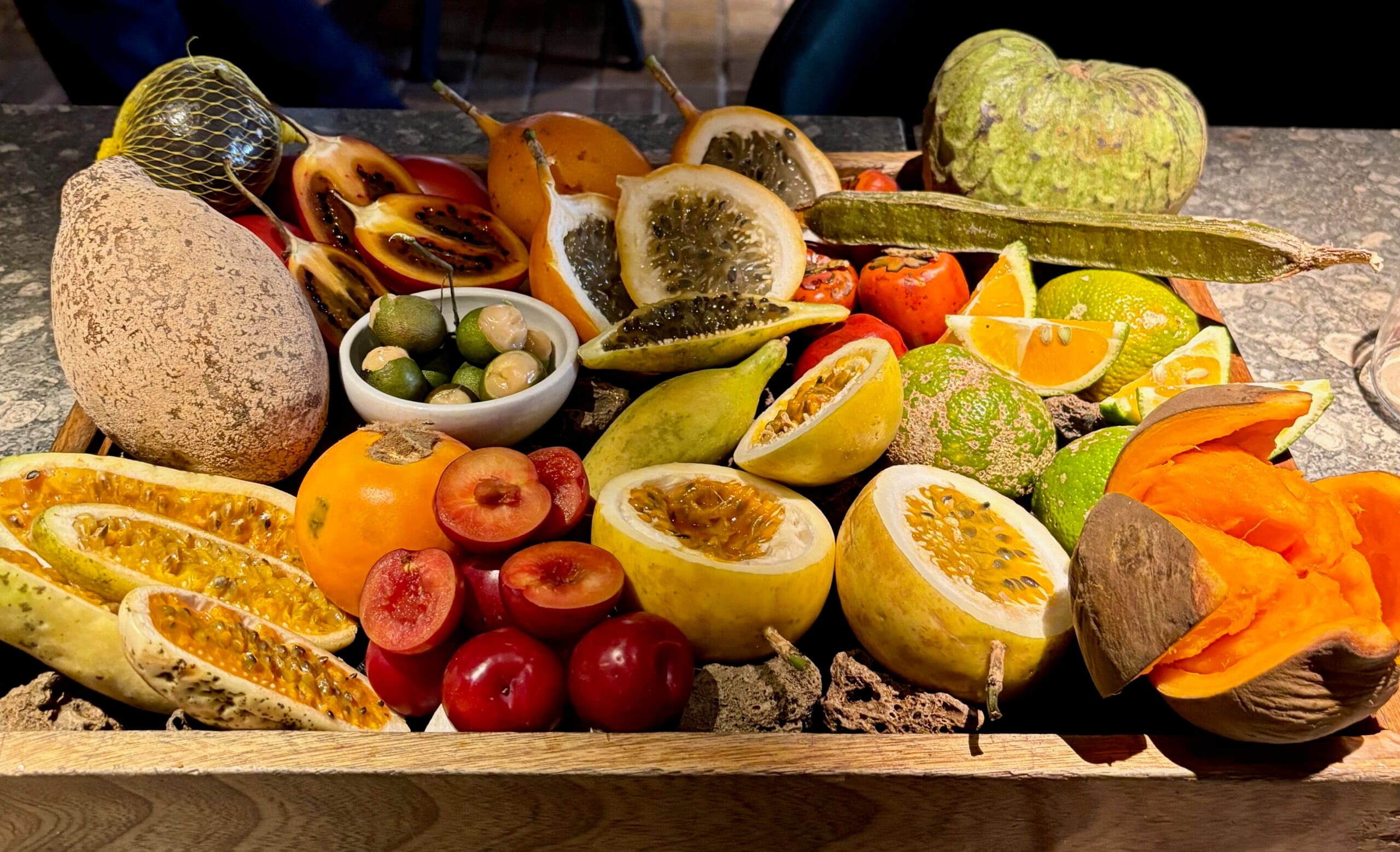 fruits-colombia-bogota-el-chato