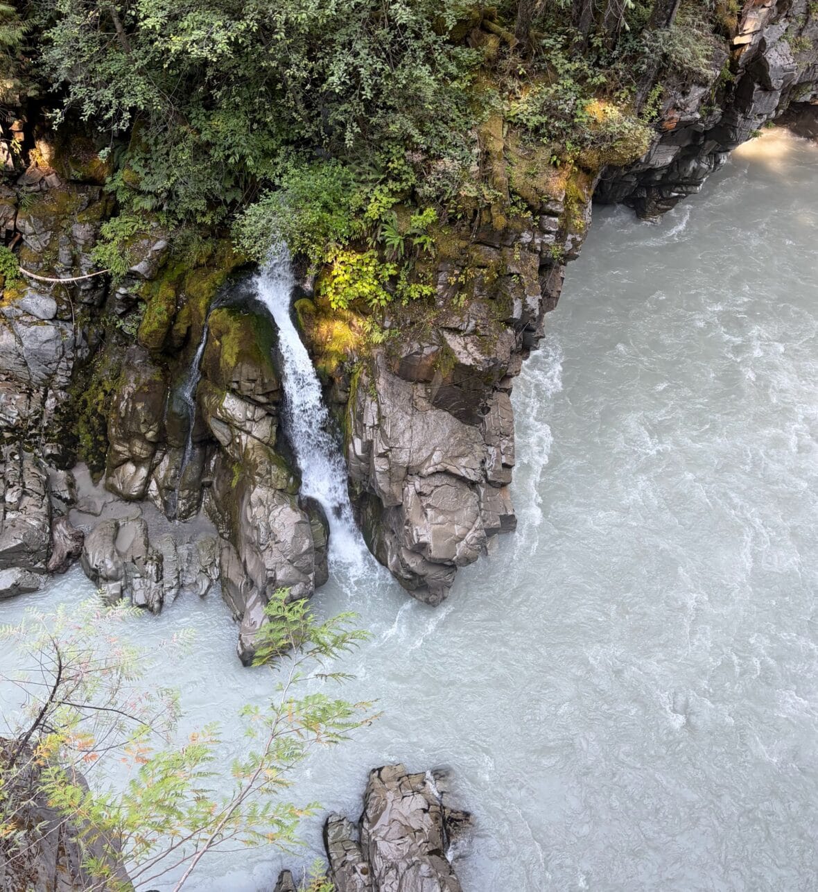 squamish-canyon-falls